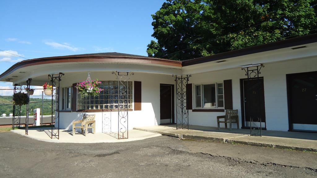 Stiles Motel Woodstock Extérieur photo