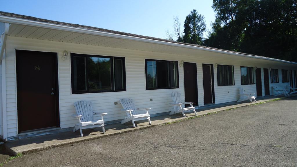Stiles Motel Woodstock Extérieur photo